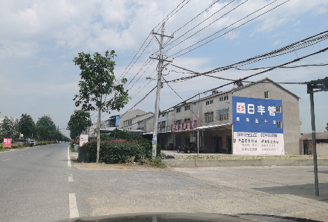 新干县如何能保证墙体广告的醒目性？